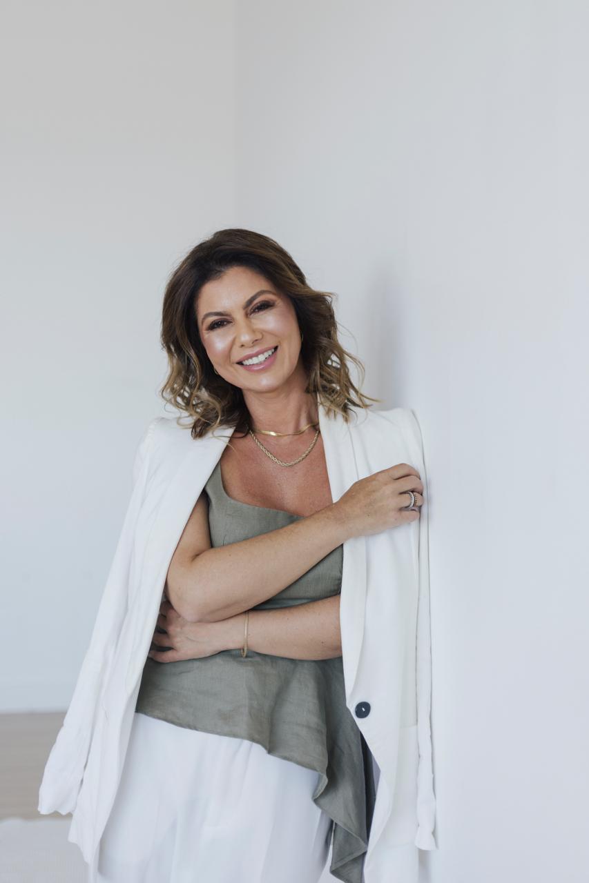 Dra. Suellen Beraldo, especialista em harmonização orofacial